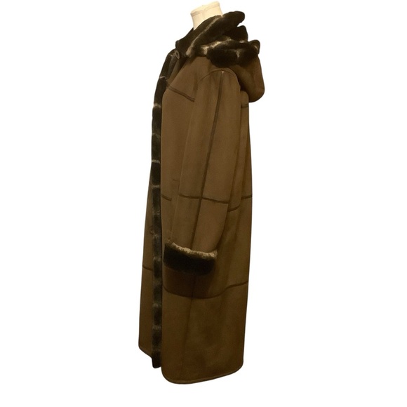 LONDON FOG CHOCOLATE BROWN FULL LENGTH COAT WITH FAUX FUR DETAILS/ Size MP - Picture 3 of 16